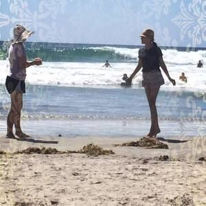 Meet your Posher, Caroline